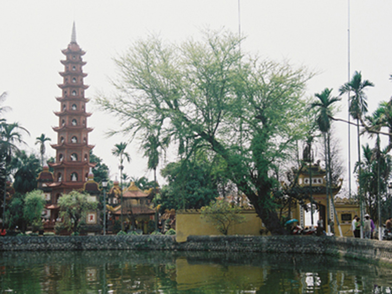 Đối thoại với sinh viên